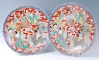 Lot 1307 - A pair of large Japanese Meiji period chargers,...