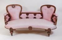 Lot 1467 - A William IV rosewood showframe kidney shaped...