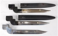 Lot 41 - A British No. 9 Mk I bayonet, having a 20cm...