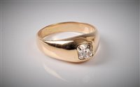 Lot 2291 - An old mine cut diamond solitaire ring, the...