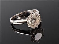 Lot 2227 - A diamond solitaire ring, the round brilliant...