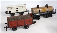 Lot 329 - 3x GI wagons including Marklin white 4 wheel...