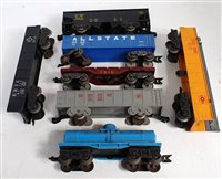 Lot 344 - A large tray containing 9 bogie and 4x 4-wheel...