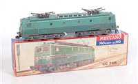 Lot 601 - A Hornby-Acho SNCF green class CC 7121 Co-Co...