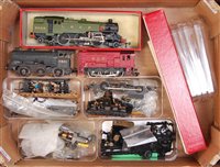 Lot 610 - 15+ Hornby Dublo 3-rail chassis and various...