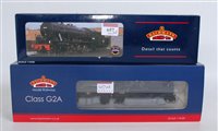 Lot 657 - A similar Bachmann 32-256 BR black late crest...