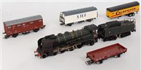 Lot 859 - A Jouef H0 SNCF green 4-6-2 engine and tender...