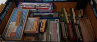 Lot 881 - A tray containing approx 13 trams and trolley...