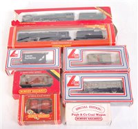 Lot 899 - Mixed lot Hornby 'Britannia' engine and tender...