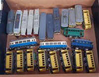 Lot 964 - Approx 24 mixed makes continental H0 plastic...