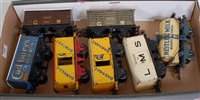 Lot 425 - A small tray of 7 prewar Hornby wagons...
