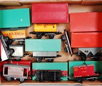 Lot 598 - Large tray containing 10 no.50 Hornby wagons,...