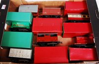 Lot 567 - Large tray containing seven Hornby post-war...