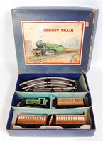 Lot 575 - 1950 Hornby LNER no 101 tank passenger set...