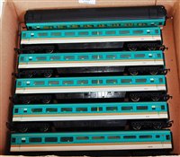 Lot 775 - A rake of Hornby Midland HST Mk4 coaches, 3...