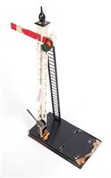 Lot 488 - 1926-7 Hornby control system home signal with...