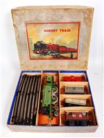 Lot 548 - 1934-5 Hornby no 2 mixed goods set clockwork...