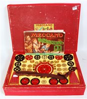 Lot 152 - Post-war circa 1949-53 Meccano No.9 set,...