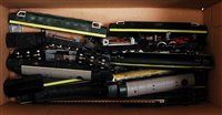 Lot 1085 - Small box containing various N gauge...
