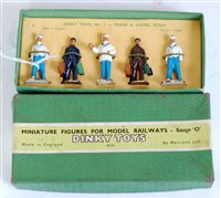 Lot 311 - 1952-56 Dinky Toys No.5 Train and Hotel set (M-...