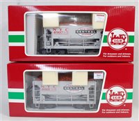 Lot 364 - 2x LGB G scale silver New York Central gravel...
