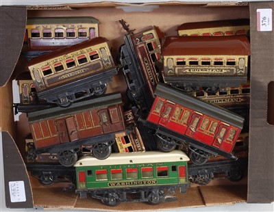 Lot 376 - 4x Lionel Limited Edition (Joshua Lionel...
