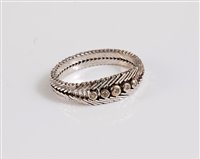 Lot 1200 - A five stone diamond ring, the five graduated...