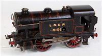 Lot 384 - Hornby 1929/30 black LNER c/w No. 1 special...