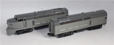 Lot 401 - Dapol finescale BR green late crest class 08 0-...
