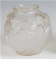 Lot 82 - A Czechoslovakian Art Deco moulded and frosted...