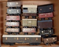 Lot 446 - Large tray 15 assorted Leeds wooden/plastic...