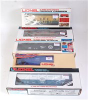 Lot 491 - Five Lionel goods wagons: B&Ohopper 9130,...