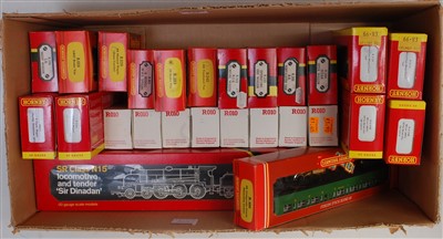 Lot 692 - Bachmann Spectrum H0 American outline diesel...
