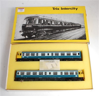 Lot 739 - 2 Hornby items BR green Hymek diesel...