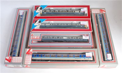 Lot 737 - A Hornby BR maroon 'City of Nottingham' engine...