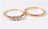 Lot 409 - A diamond five stone ring, the five graduated...