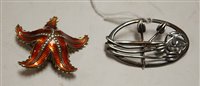 Lot 463 - A contemporary silver brooch together with a...