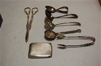 Lot 467 - A small collection of assorted loose...