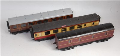 Lot 525 - Carette for Bassett-Lowke goods brake van,...