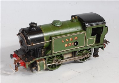 Lot 336 - Hornby 1933-8 No. 2E light blue lamp standard,...