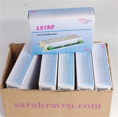Lot 780 - 2 Triang DMU sets, all items with Mk3...