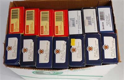 Lot 787 - Triang TC series R352 Budd rail diesel car (NM-...