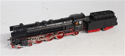 Lot 824 - Collection of mixed livery coaches BR...