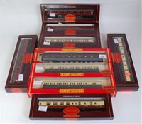 Lot 825 - 9 Hornby Top Link coaches GWR suburban R4030A...