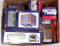 Lot 863 - Quantity of Bachmann Scenecraft buildings,...