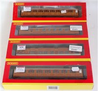 Lot 858 - 4 Hornby later series Gresley teak coaches...