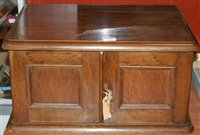Lot 395 - A 1920s oak canteen case only, having three...