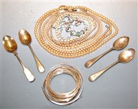 Lot 438 - A small collection of miscellaneous items, to...
