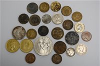 Lot 486 - A small collection of assorted coins and...