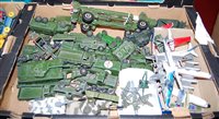 Lot 585 - A single box of loose playworn diecast...